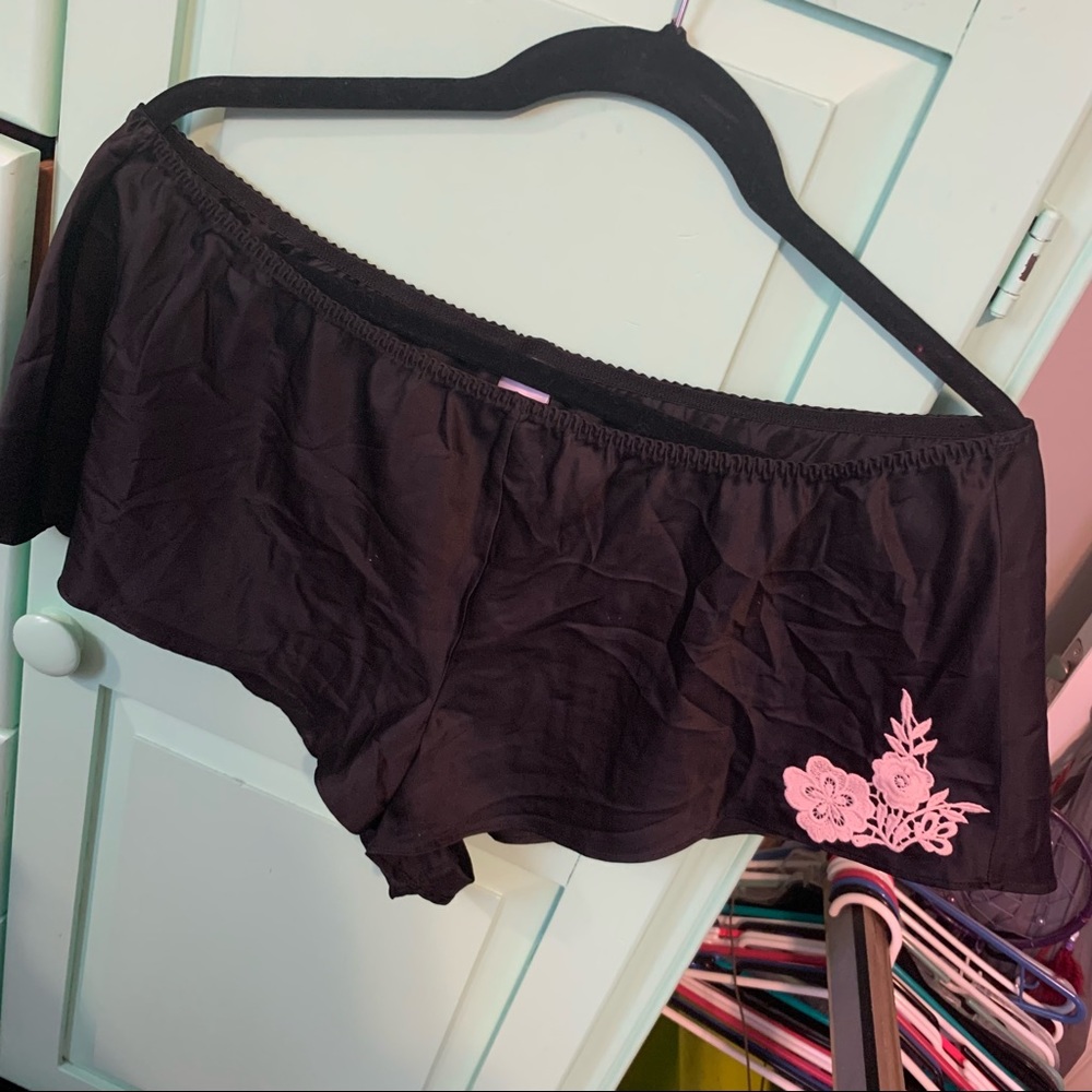 EUC XL adore me sleep shorts